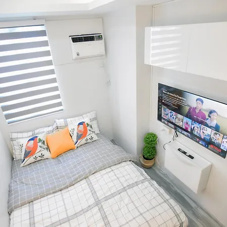 Brand New Unit Stay For 3 Pax At Mplace Residences
